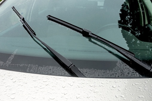 car windscreen wipers